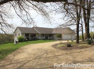 24-135 Hidden Ranch Dr, Lanark, IL 61046