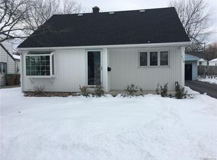 110 Peinkofer Dr, Cheektowaga, NY 14225