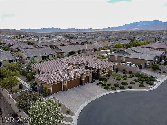 5th image of 9723 Mountain Spruce Ct