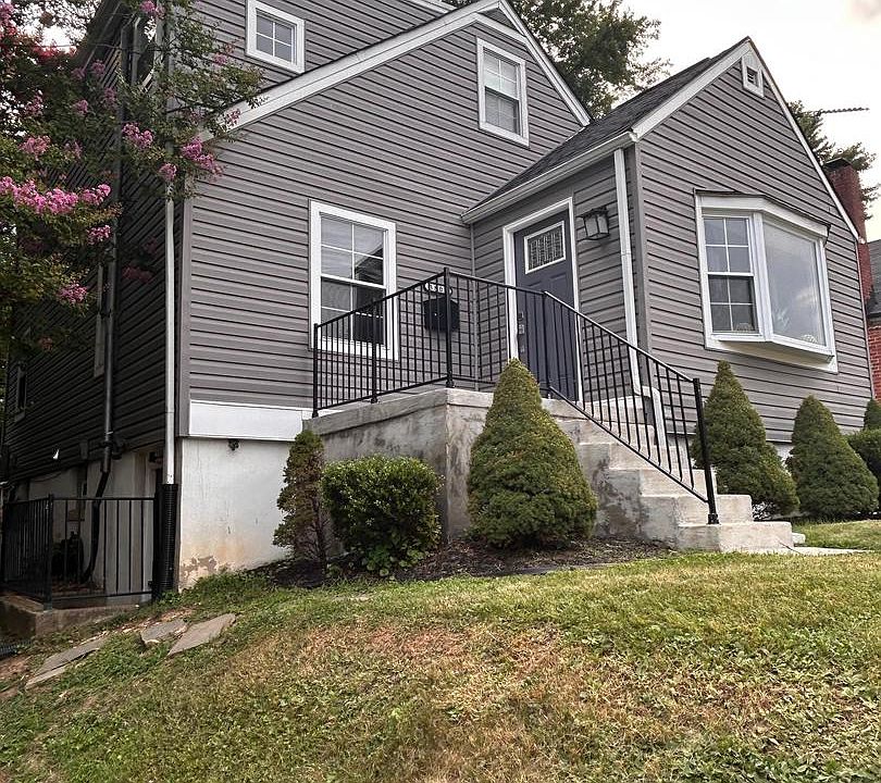 1st image of 3805 Ridgecroft Rd