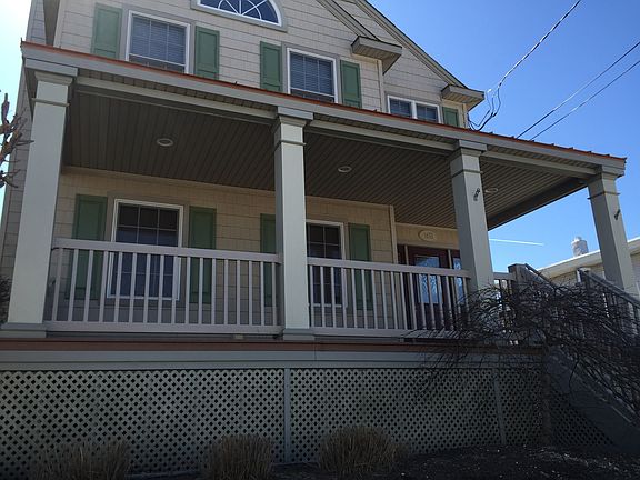 2nd image of 1633 Bay Ave
