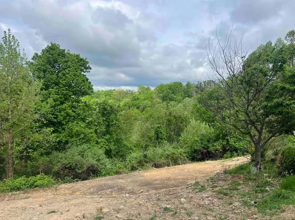 230 Dogwood Ln, Huntington, WV 25701