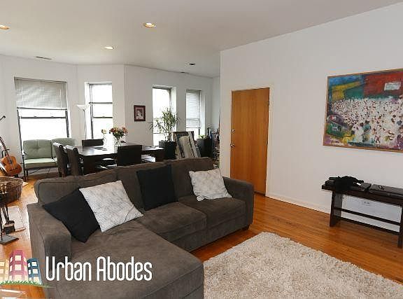 4th image of 4537 N Greenview Ave #3
