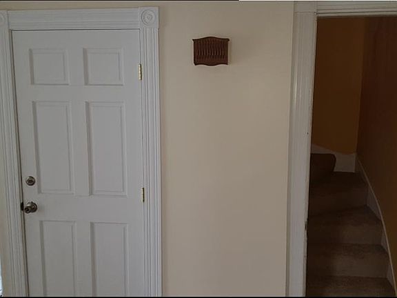 3rd image of 4310 Forest Ave #2