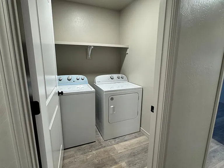 1123 Caprock St — Photo 10