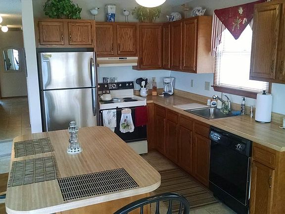 4th image of 3230 West Ave #2