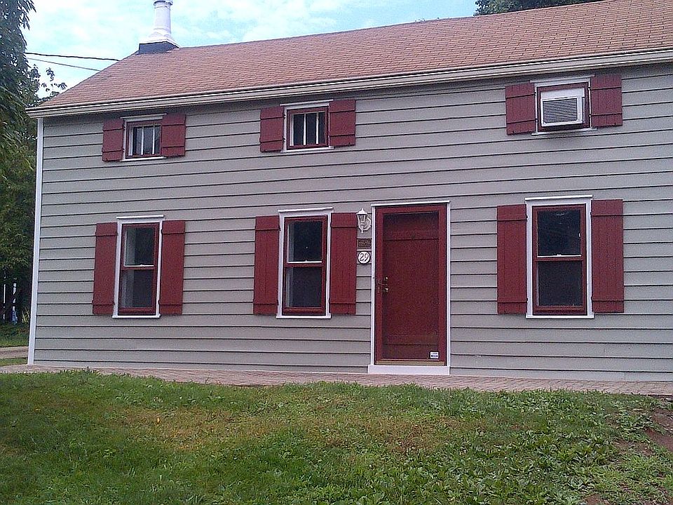 Renovated Inside& Out 