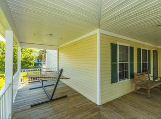 1087 Wayfarer Ln, Charleston, SC 29412