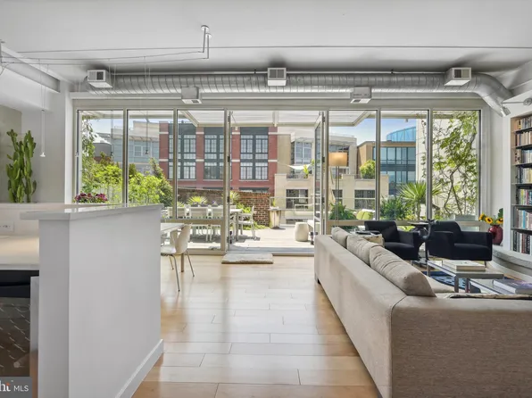 1445 Church St NW APT 43, Washington, DC 20005