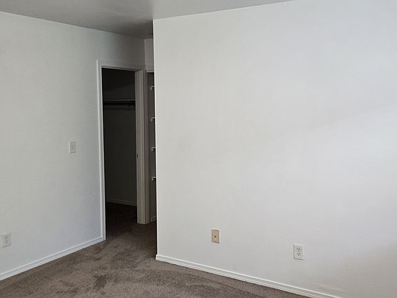 5th image of 620 SW 155th St APT 1A