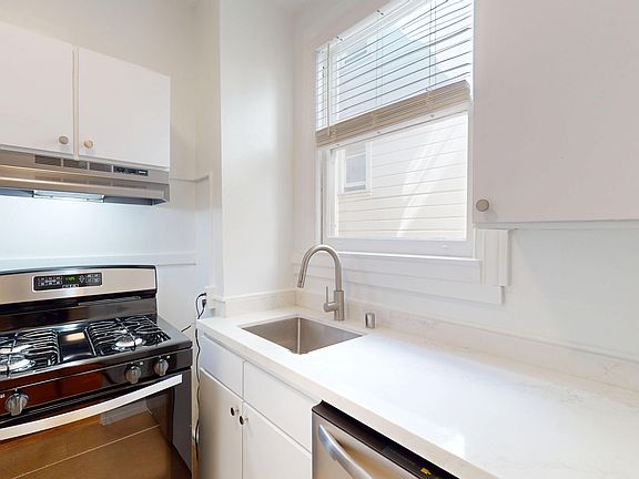 5th image of 1440 Golden Gate Ave #203