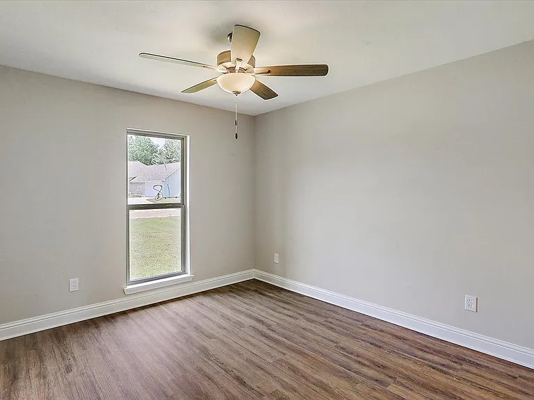 623 Westfield Dr — Photo 22