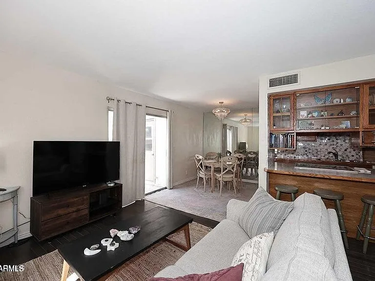 8819 N 12th Pl — Photo 10