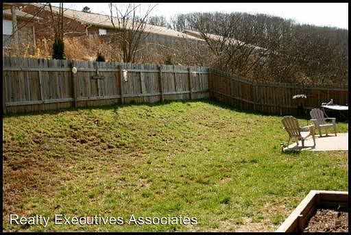 4th image of 1814 Tillery Square Ln