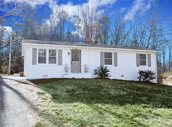 2nd image of 518 Belfast Dr