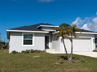 342 Sweetwater Dr, Rotonda West, FL 33947