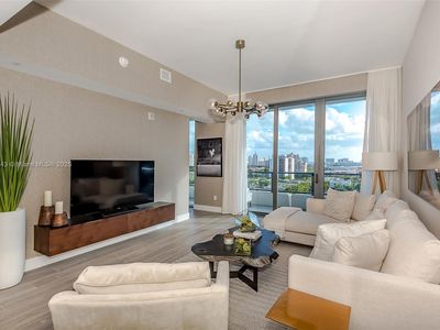 2960 NE 207th St #1112, Aventura, FL, 33180