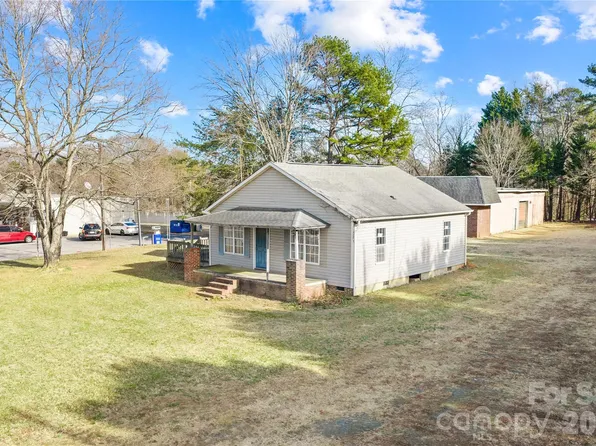 2195 Charlotte Hwy, Mooresville, NC 28117