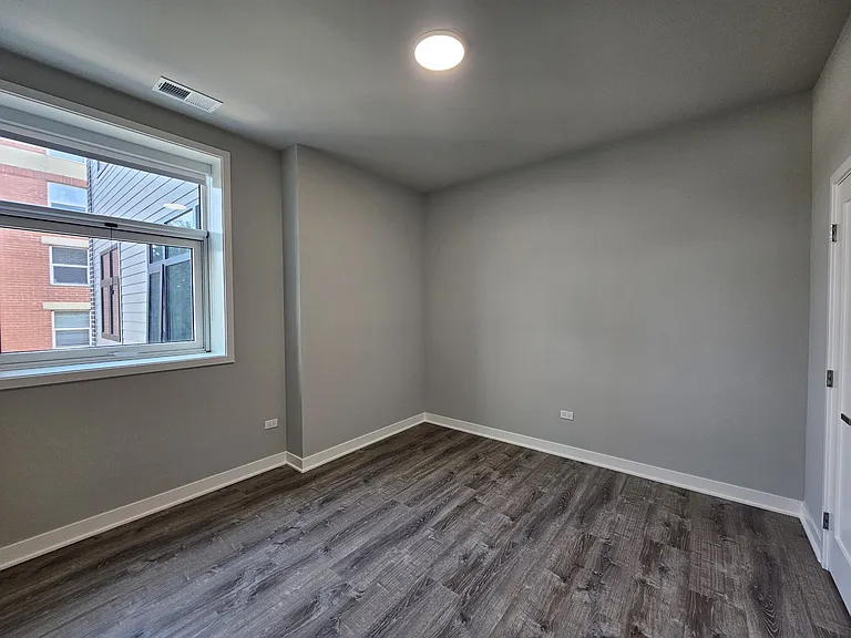2807 S Halsted St #310 — Photo 22
