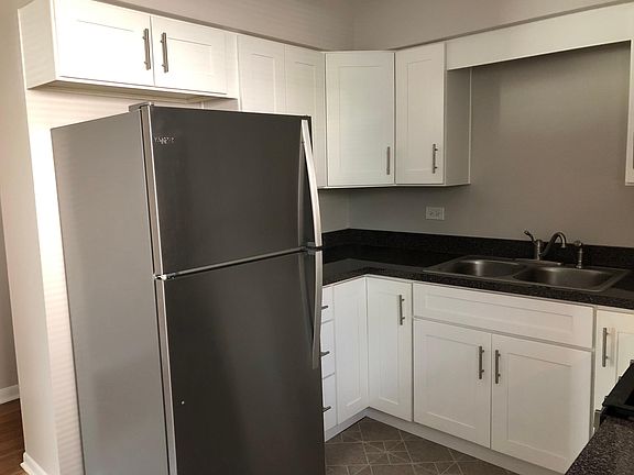2nd image of 509 E 31st St #B