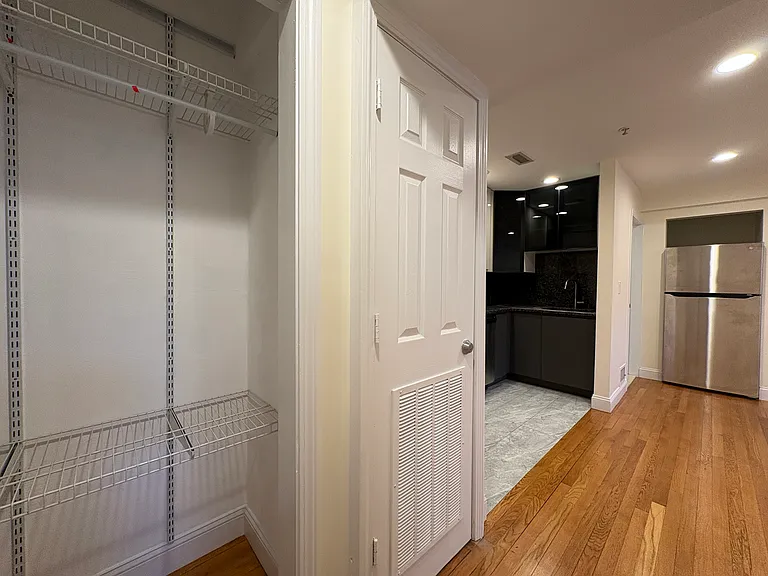 1801 Beacon St #1 — Photo 4