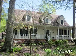 2nd image of 104 London Cir S