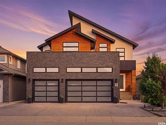 5th image of 111 Fleming CRESCENT