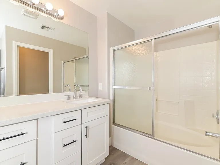 6002 Aripeka St — Photo 12