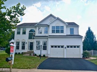 9641 Looking Glass Ct, Bristow, VA 20136
