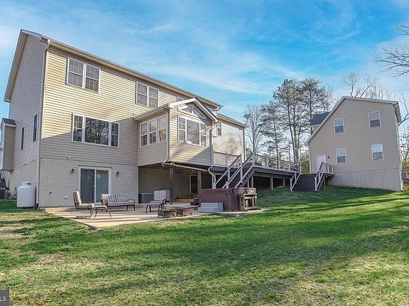 5th image of 23338 Pembrook Dr