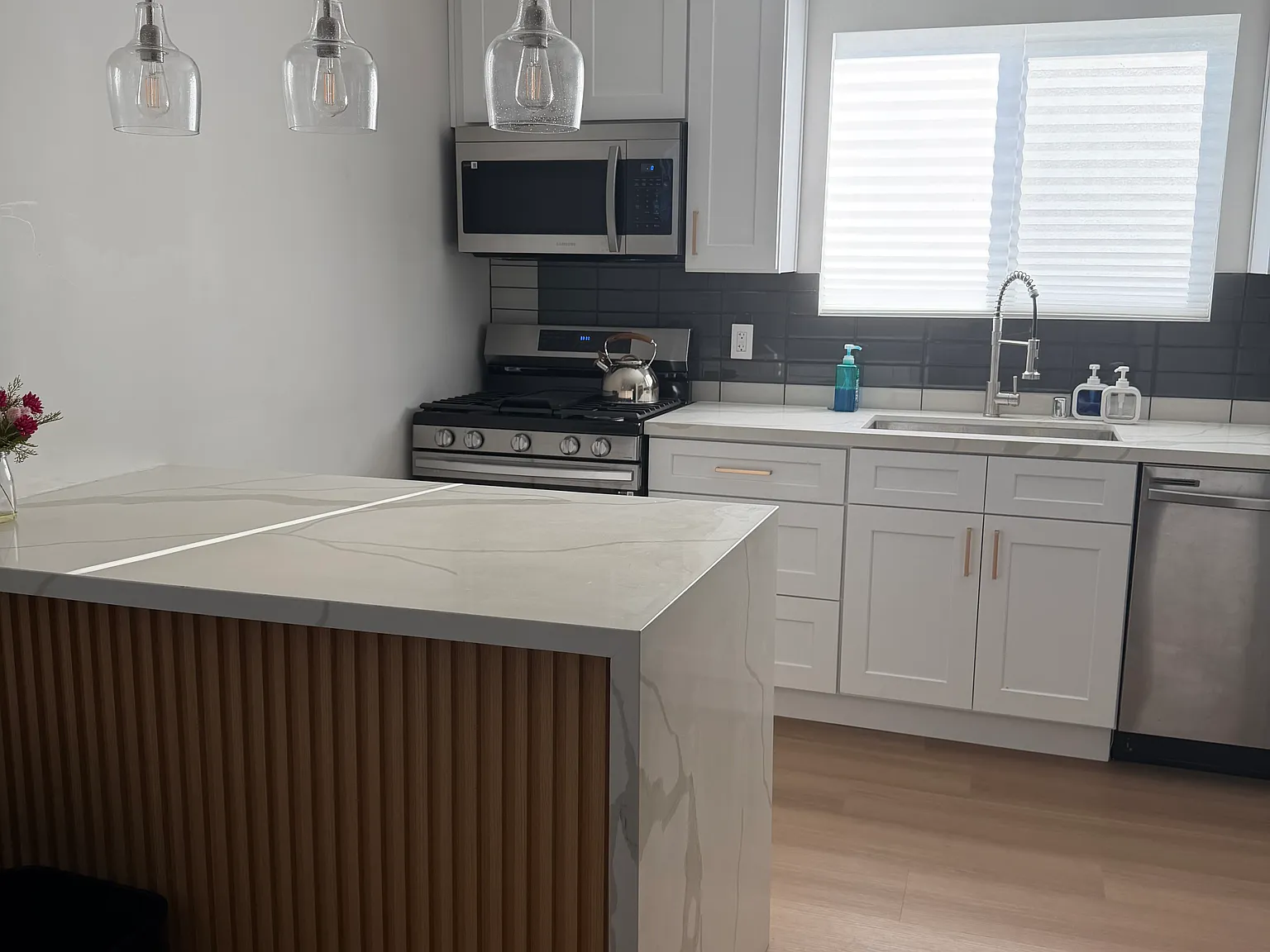2 bed, $3,500 — Photo 4