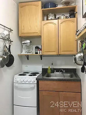 Rented by 24 7 NYC Realty Inc. | media 27