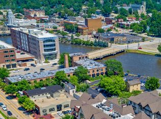 100 S Riverside Ave, Saint Charles, IL 60174