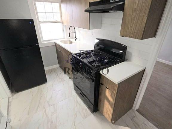 2nd image of 145 Vermont Ave #3A