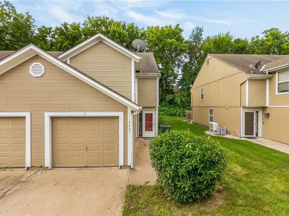 15521 E 48th St, Kansas City, MO 64136