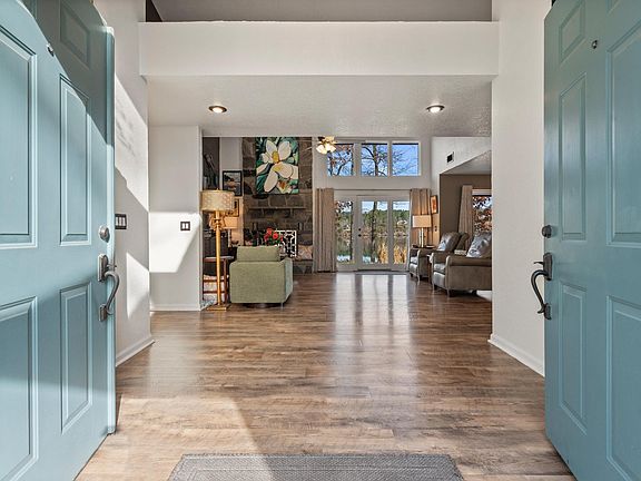 5th image of 29 Romano Ln