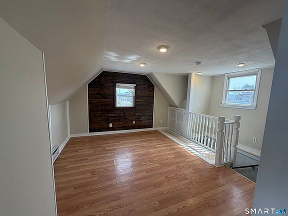 5th image of 78 Francis St