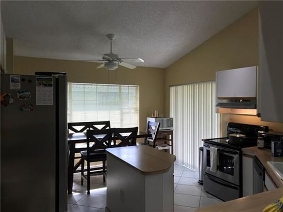 4th image of 5427 Pine Cir