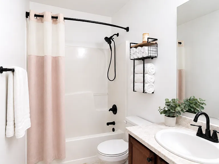 803 Broderick Cir — Photo 46