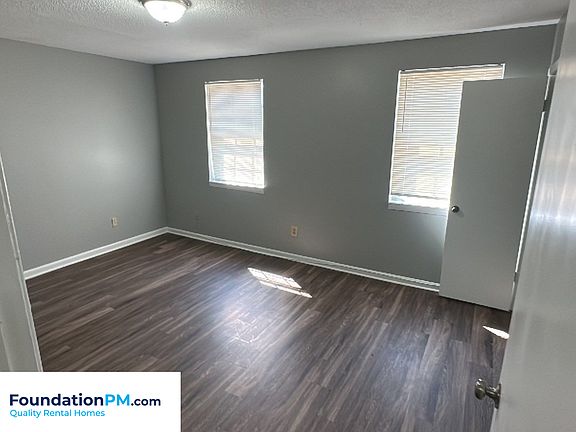 3rd image of 3124 Monterrey Sq #2