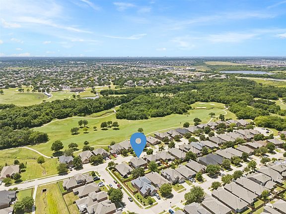 2nd image of 1923 Fair Parke Ln