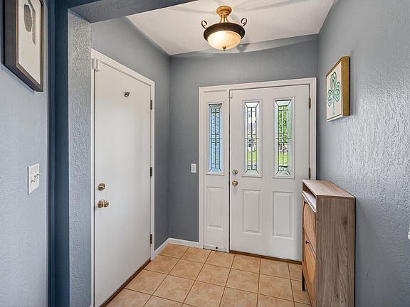 5th image of 1106 Turnberry Ct