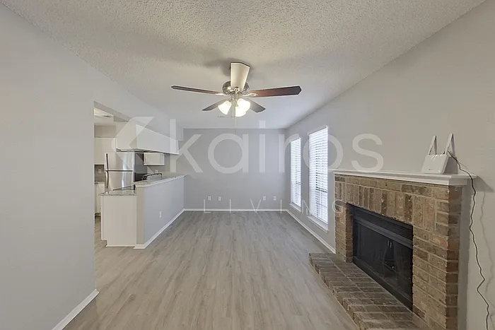 2146 Woodnote Ln — Photo 2