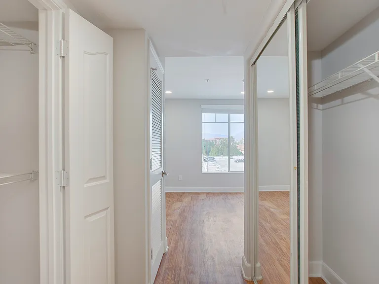 5550 W 6th St #3-418 — Photo 3