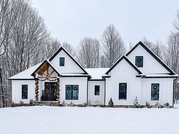 3rd image of 454 Sledge Rd