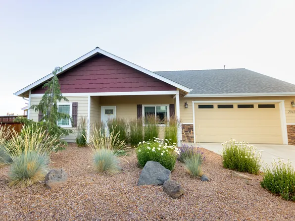 2943 SW Cascade Ave, Redmond, OR 97756