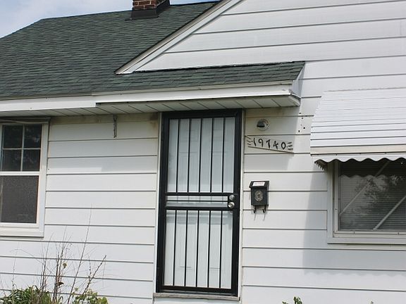 2nd image of 19740 Beland St