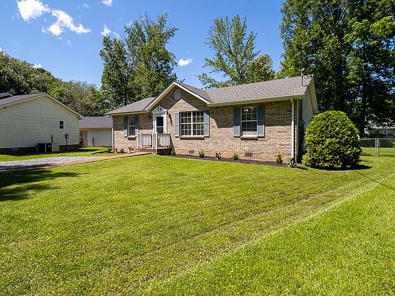 5th image of 313 Oakdale Dr