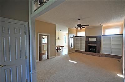 4th image of 4091 Belle Terrace Ln