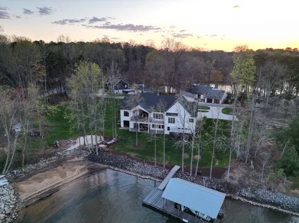 5056 Bridge Way, Denver, NC 28037